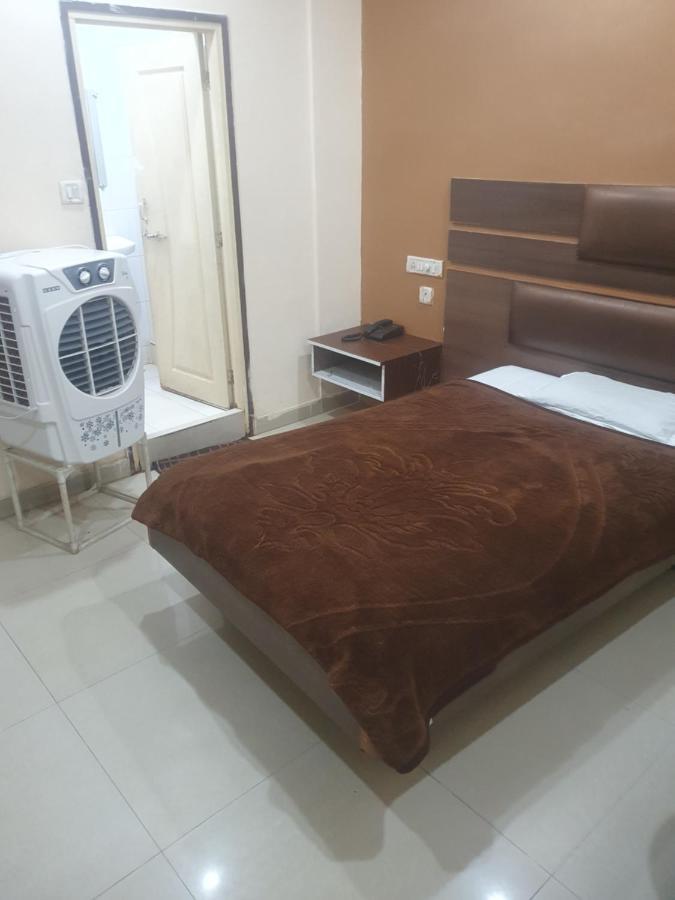 Hotel Anmol Ambikapur Екстер'єр фото