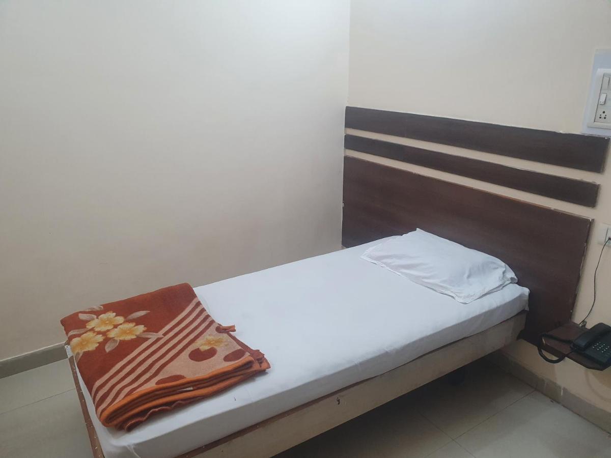 Hotel Anmol Ambikapur Екстер'єр фото