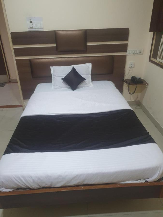 Hotel Anmol Ambikapur Екстер'єр фото