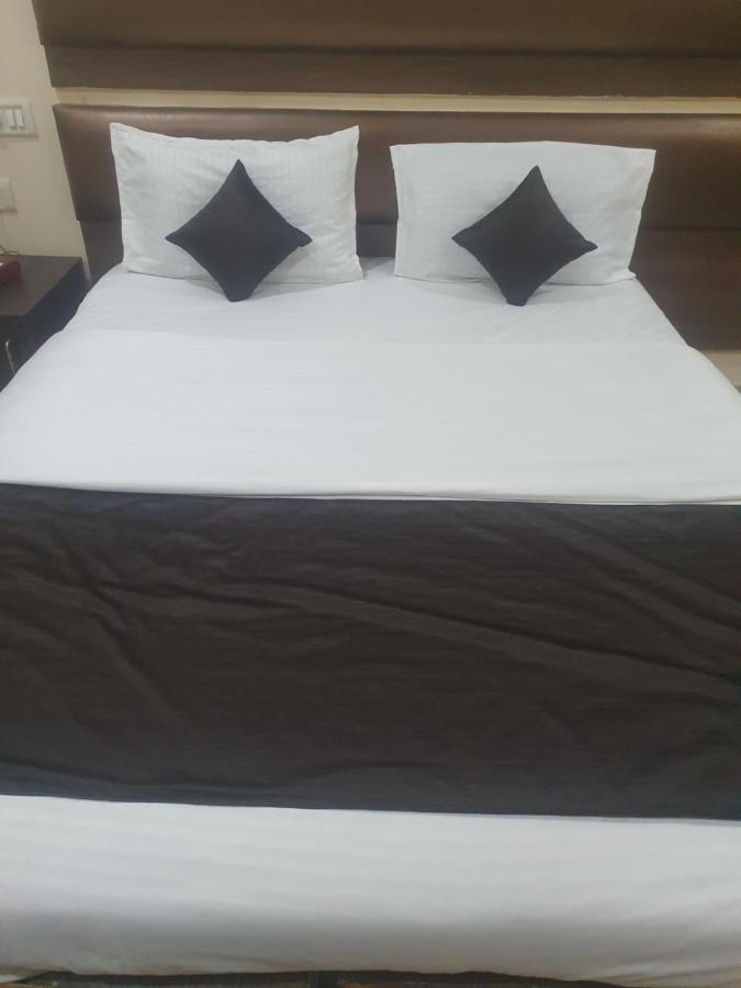Hotel Anmol Ambikapur Екстер'єр фото