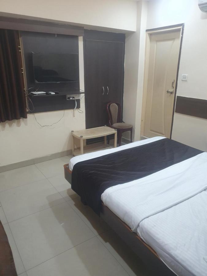 Hotel Anmol Ambikapur Екстер'єр фото